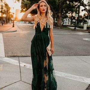 ANALISE PLUNGING FLORAL MAXI DRESS - Hunter Green
